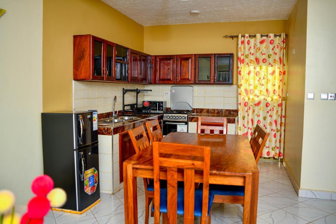 Peace Of Mind Suites Entebbe Dış mekan fotoğraf