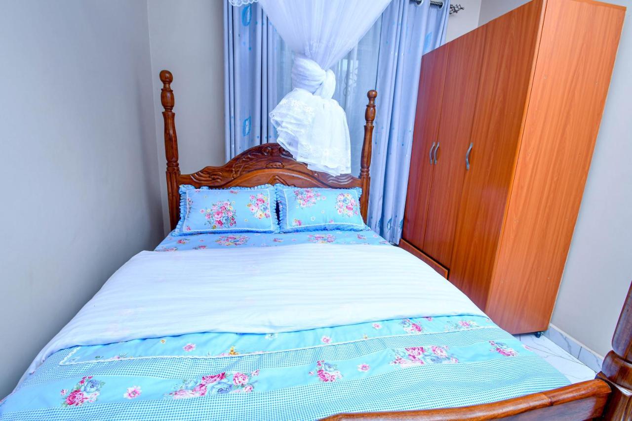Peace Of Mind Suites Entebbe Dış mekan fotoğraf